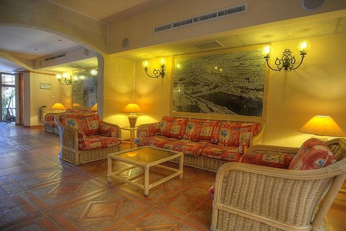 Imagen general del Hotel Saint Patrick's. Foto 8