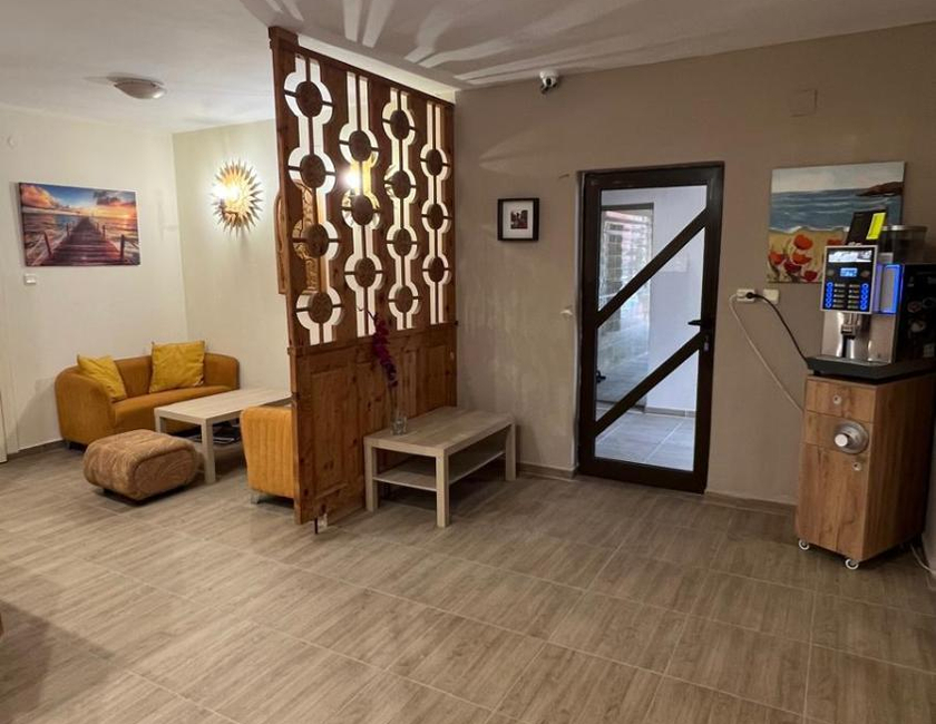 Imagen general del Hotel Saint Peter, St. Constantine and Helena. Foto 4
