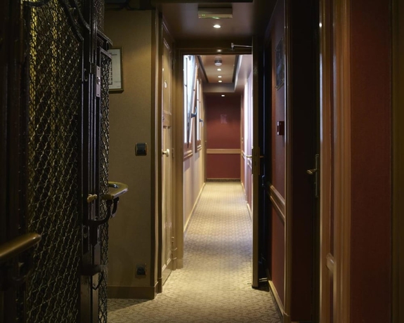 Imagen de los interiores del Hotel Saint Pierre. Foto 18