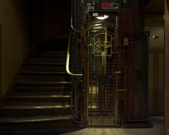 Imagen de los interiores del Hotel Saint Pierre. Foto 19