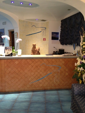 Imagen de los interiores del Hotel Saint Raphael, RIVIERA NAPOLITANA. Foto 19
