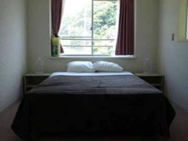 Imagen de la habitación del Hotel Saint Raphael Villa. Foto 6