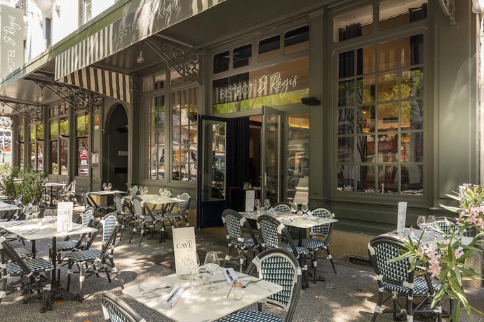 Imagen de la habitación del Hotel Saint Regis. Foto 18