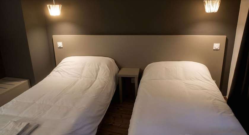 Imagen de la habitación del Hotel Saint Roch Montpellier Centre. Foto 8