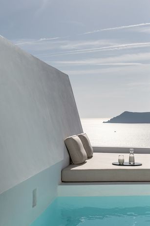 Imagen de la habitación del Hotel Saint Santorini. Foto 12