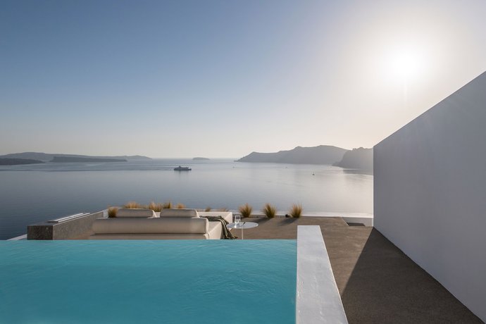 Imagen de la habitación del Hotel Saint Santorini. Foto 18
