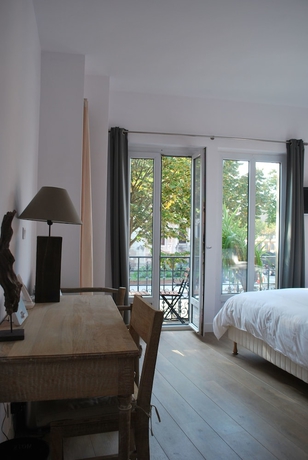 Imagen de la habitación del Hotel Saint Sernin. Foto 5