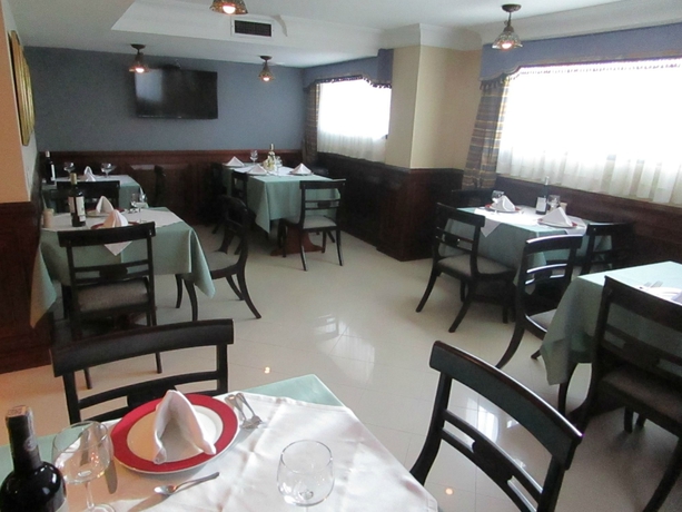 Imagen del bar/restaurante del Hotel Saint Simon. Foto 4