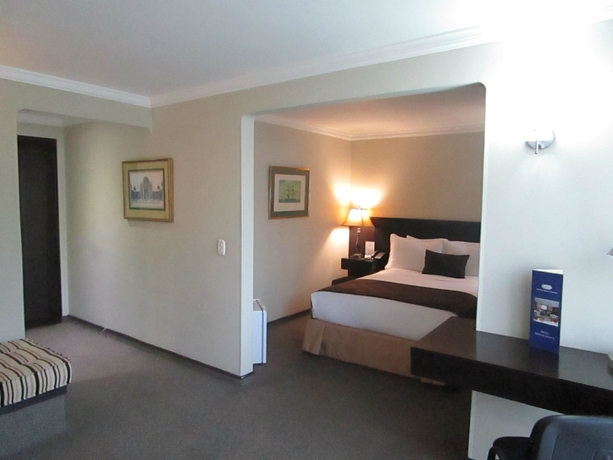 Imagen de la habitación del Hotel Saint Simon. Foto 10