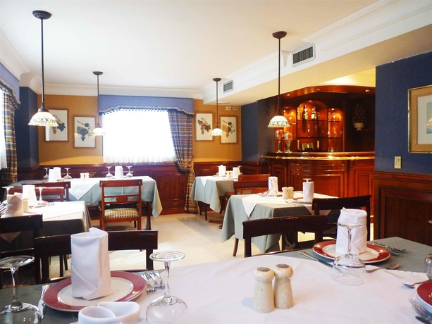 Imagen del bar/restaurante del Hotel Saint Simon. Foto 5