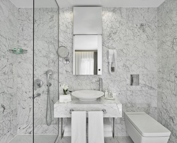 Imagen de la habitación del Hotel Saint Sophia. Foto 8