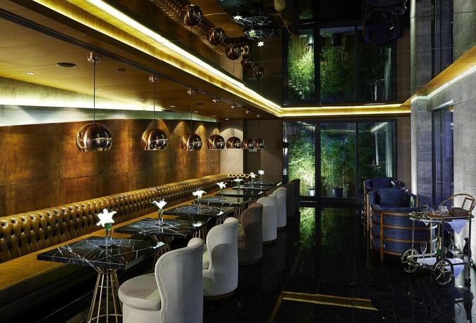 Imagen de los exteriores del Hotel Saint Sophia. Foto 12