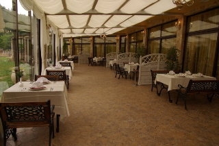 Imagen del bar/restaurante del Hotel Saint Spas Balneocomplex. Foto 5