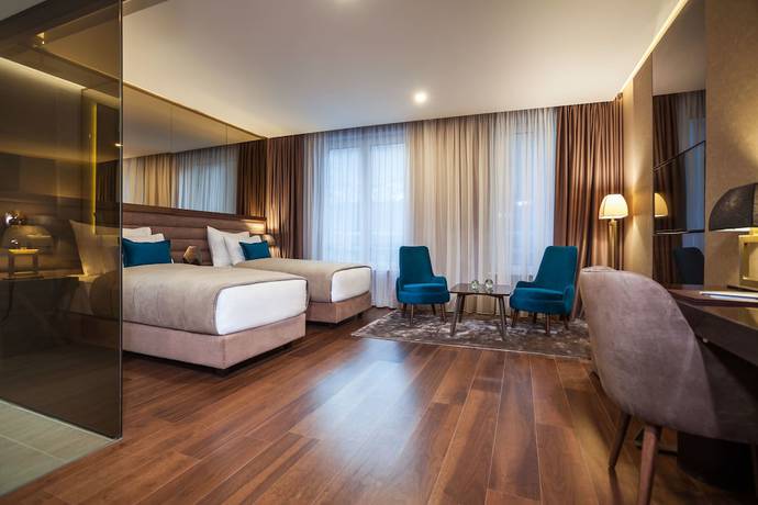 Imagen de la habitación del Hotel Saint Ten. Foto 8