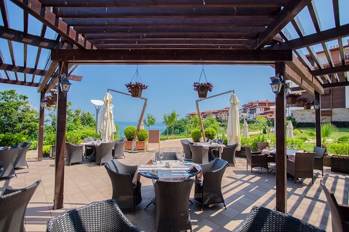 Imagen general del Hotel Saint Thomas Holiday Village. Foto 4