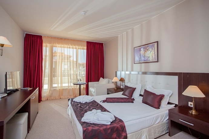 Imagen general del Hotel Saint Thomas Holiday Village. Foto 7