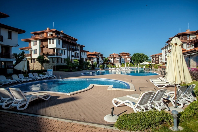 Imagen general del Hotel Saint Thomas Holiday Village. Foto 11