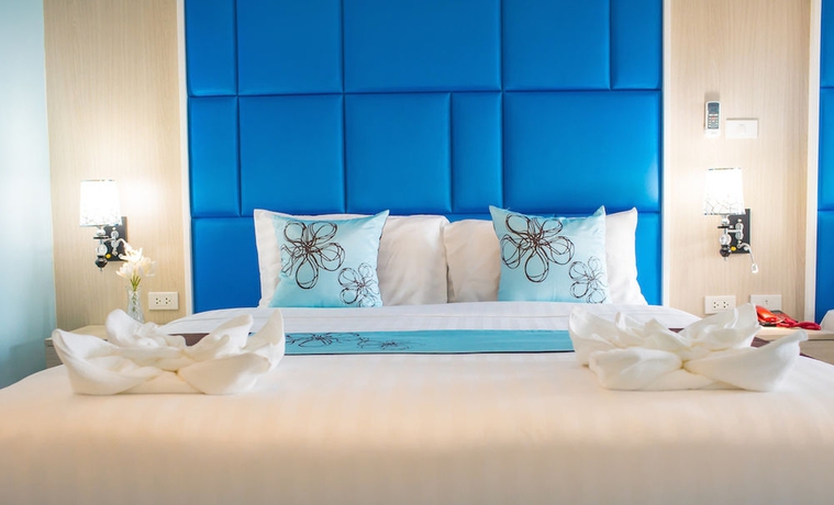 Imagen de la habitación del Hotel Saint Tropez Beach Resort. Foto 2