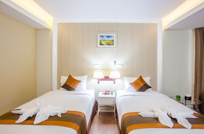 Imagen de la habitación del Hotel Saint Tropez Beach Resort. Foto 5