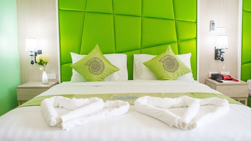 Imagen de la habitación del Hotel Saint Tropez Beach Resort. Foto 11