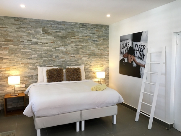 Imagen de la habitación del Hotel Saint Tropez Boutique. Foto 6