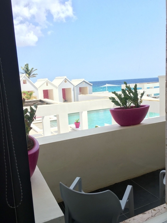 Imagen de los exteriores del Hotel Saint Tropez Boutique. Foto 14