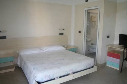 Imagen de la habitación del Hotel Saint Tropez, Riccione. Foto 15