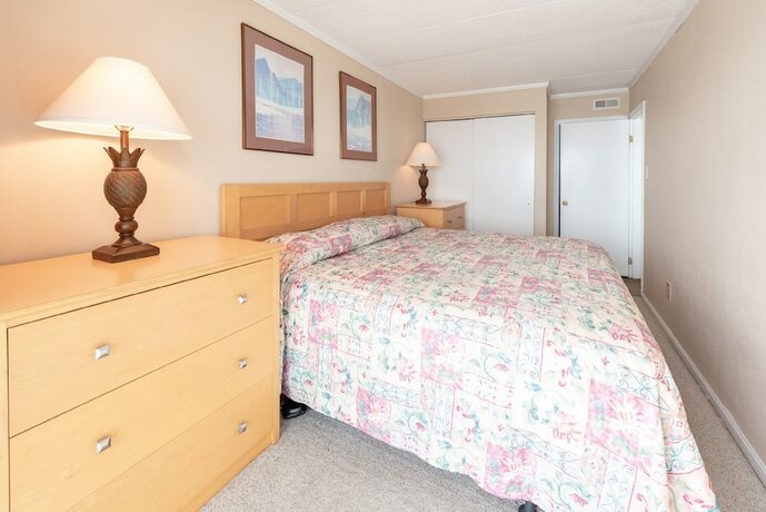 Imagen de la habitación del Hotel Saint Tropez by Capital Vacations. Foto 17