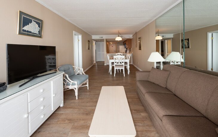Imagen de la habitación del Hotel Saint Tropez by Capital Vacations. Foto 18