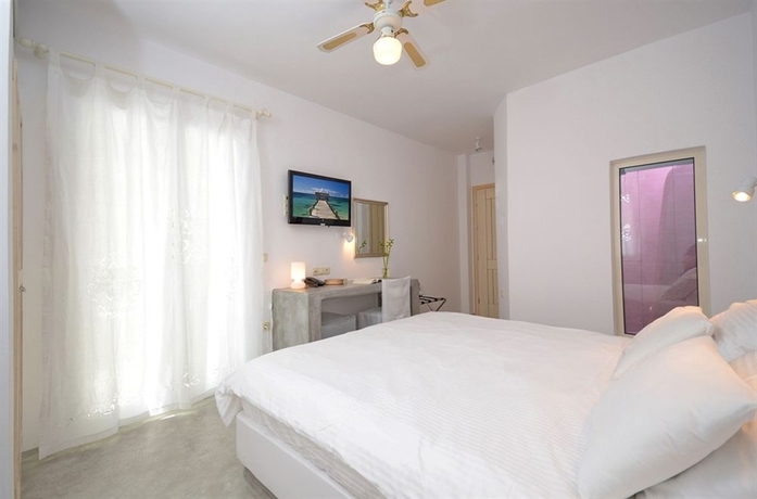 Imagen de la habitación del Hotel Saint Vlassis. Foto 5