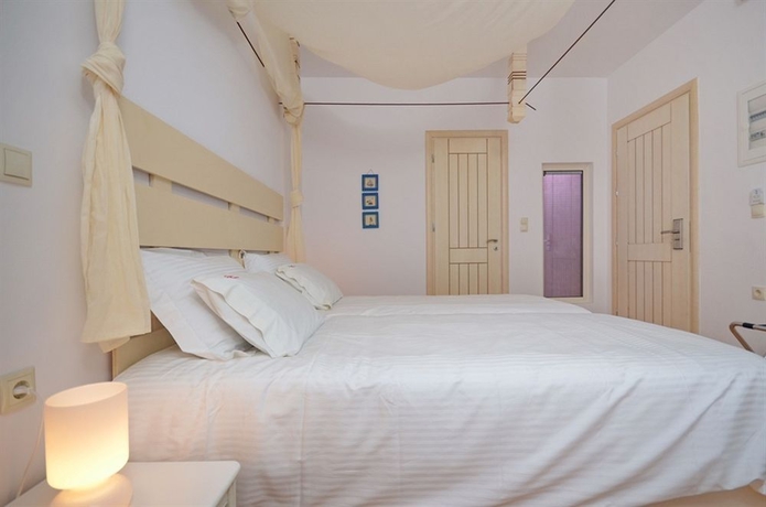 Imagen de la habitación del Hotel Saint Vlassis. Foto 10