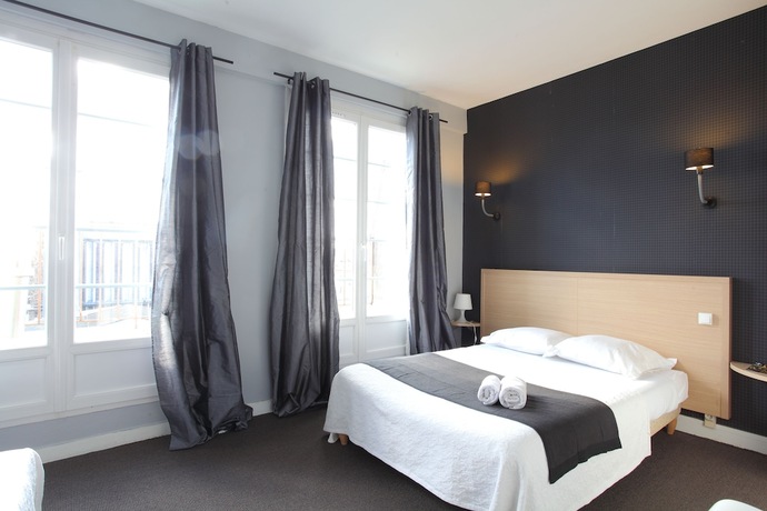 Imagen de la habitación del Hotel Saint-Louis, BREST. Foto 17