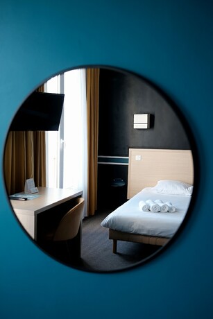Imagen de la habitación del Hotel Saint-Louis, BREST. Foto 19