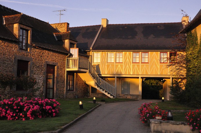Imagen de los interiores del Hotel Saint-Malo Golf Resort. Foto 17