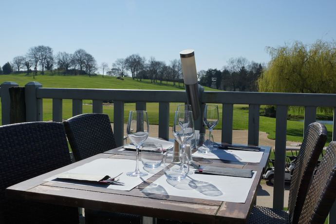 Imagen del bar/restaurante del Hotel Saint-Malo Golf Resort. Foto 7