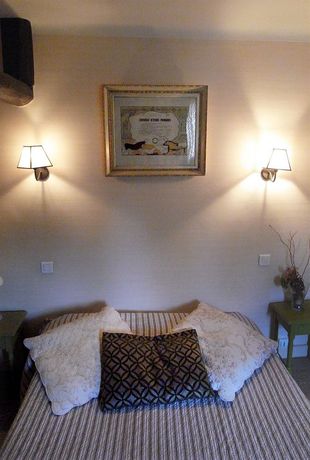 Imagen de la habitación del Hotel Saint-albert. Foto 11