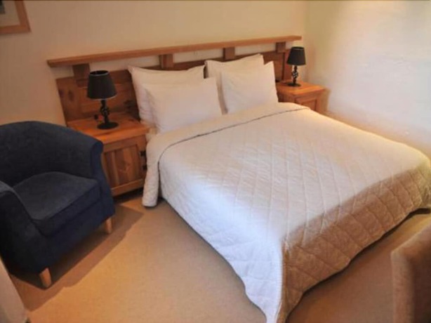 Imagen de la habitación del Hotel Sainte Famille. Foto 16