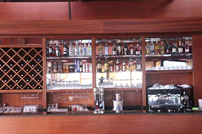 Imagen del bar/restaurante del Hotel Sainte Famille. Foto 7
