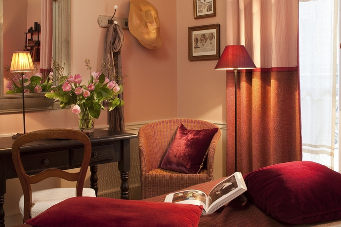 Imagen de la habitación del Hotel Sainte-beuve. Foto 7