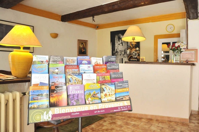 Imagen de los interiores del Hotel Saint-florent. Foto 12