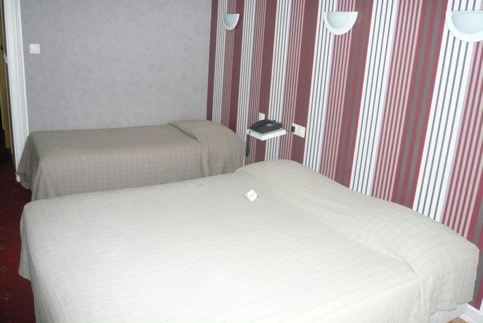 Imagen de la habitación del Hotel Saint-jacques. Foto 3