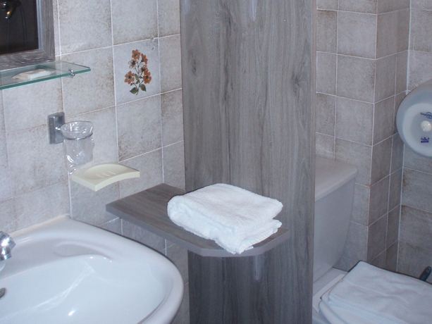 Imagen de la habitación del Hotel Saint-michel, Digne les Bains. Foto 15
