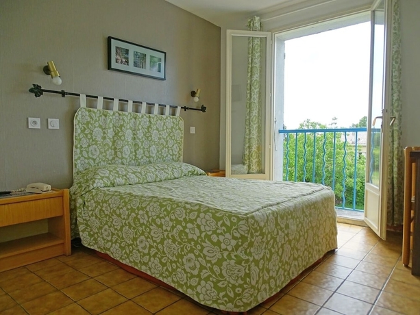 Imagen de la habitación del Hotel Saint-michel, Digne les Bains. Foto 16