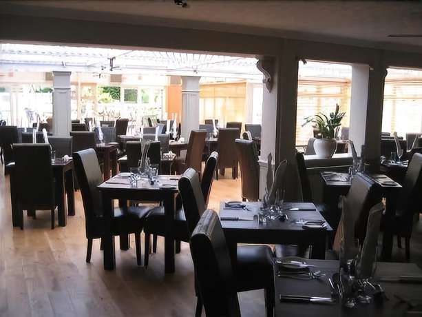 Imagen del bar/restaurante del Hotel Saints Bay. Foto 3