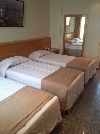 Imagen de la habitación del Hotel Saionara. Foto 8