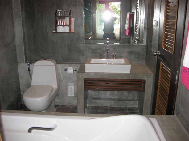 Imagen de la habitación del Hotel Sairee Hut Resort Koh Tao. Foto 6