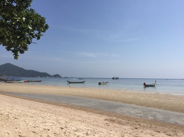 Imagen de los exteriores del Hotel Sairee Hut Resort Koh Tao. Foto 8