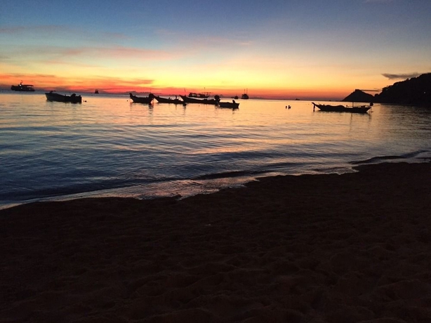 Imagen de los exteriores del Hotel Sairee Hut Resort Koh Tao. Foto 9