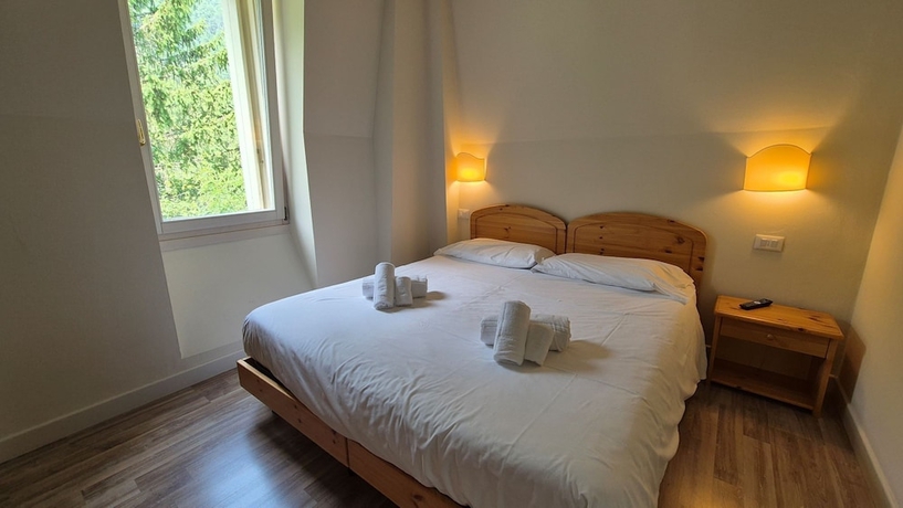 Imagen de la habitación del Hotel Saisera. Foto 10