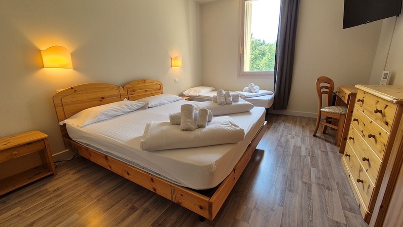 Imagen de la habitación del Hotel Saisera. Foto 11